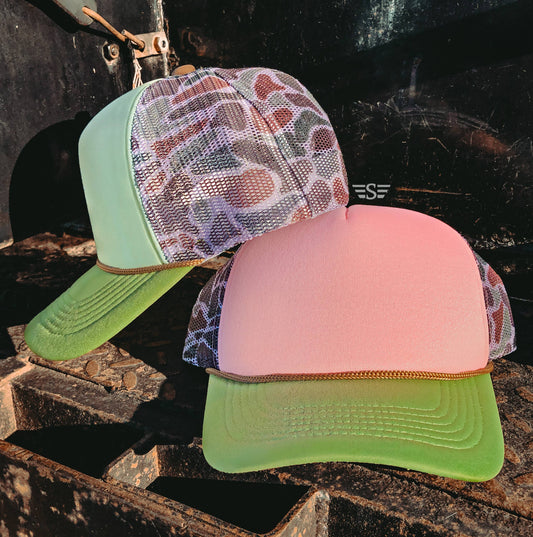 Trending Duck Camo Mesh Back Trucker Hat Cap - Green-Pink