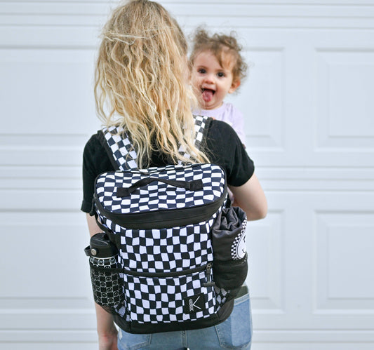 Trendy Wavy Checkered Insulated Multi-Use Backpack Bag