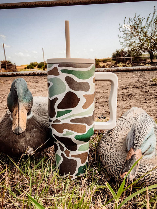 Trending Duck Camo 40oz Insulated Tumbler Cup Camoflauge Lid & Straw